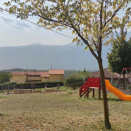 Complesso Turistico Aurora - Camere B&B Poggio Picenze Екстер'єр фото