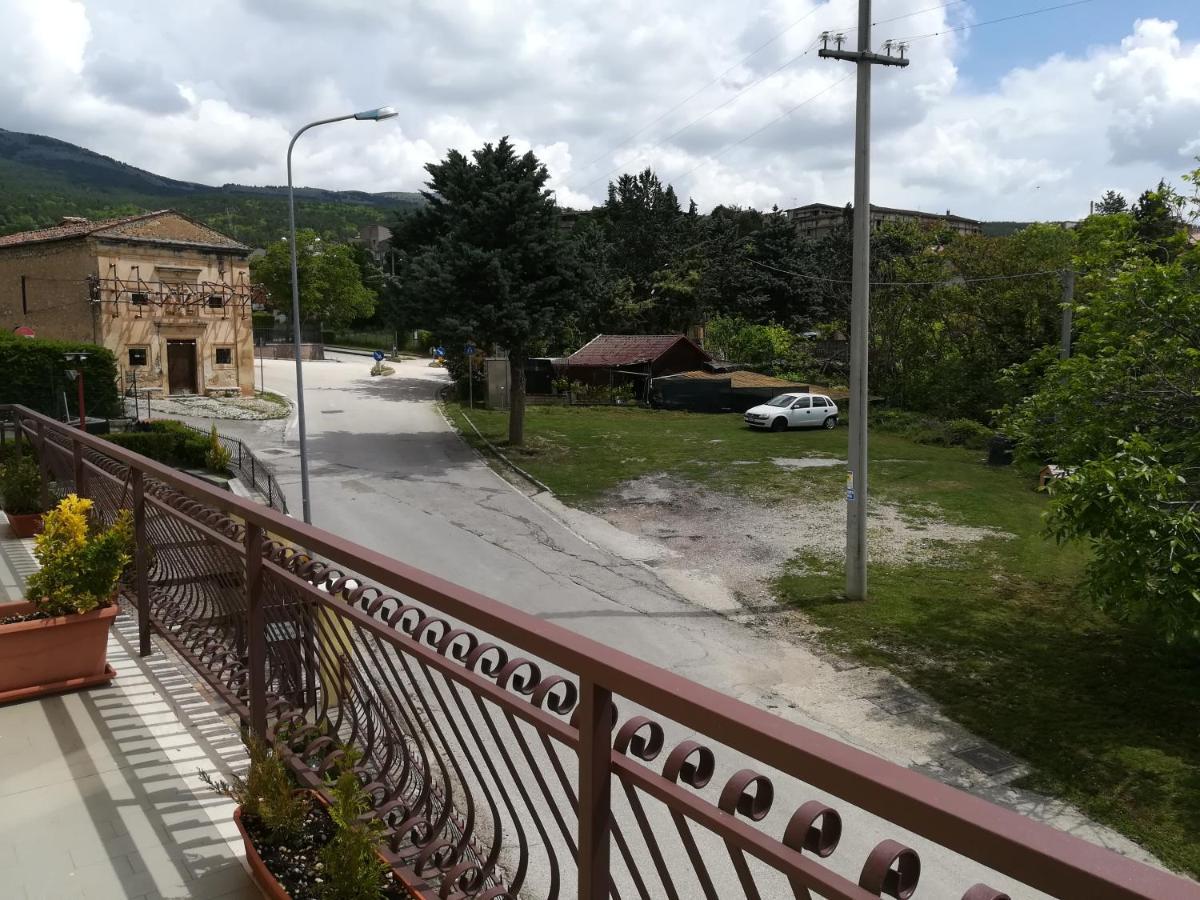 Complesso Turistico Aurora - Camere B&B Poggio Picenze Екстер'єр фото