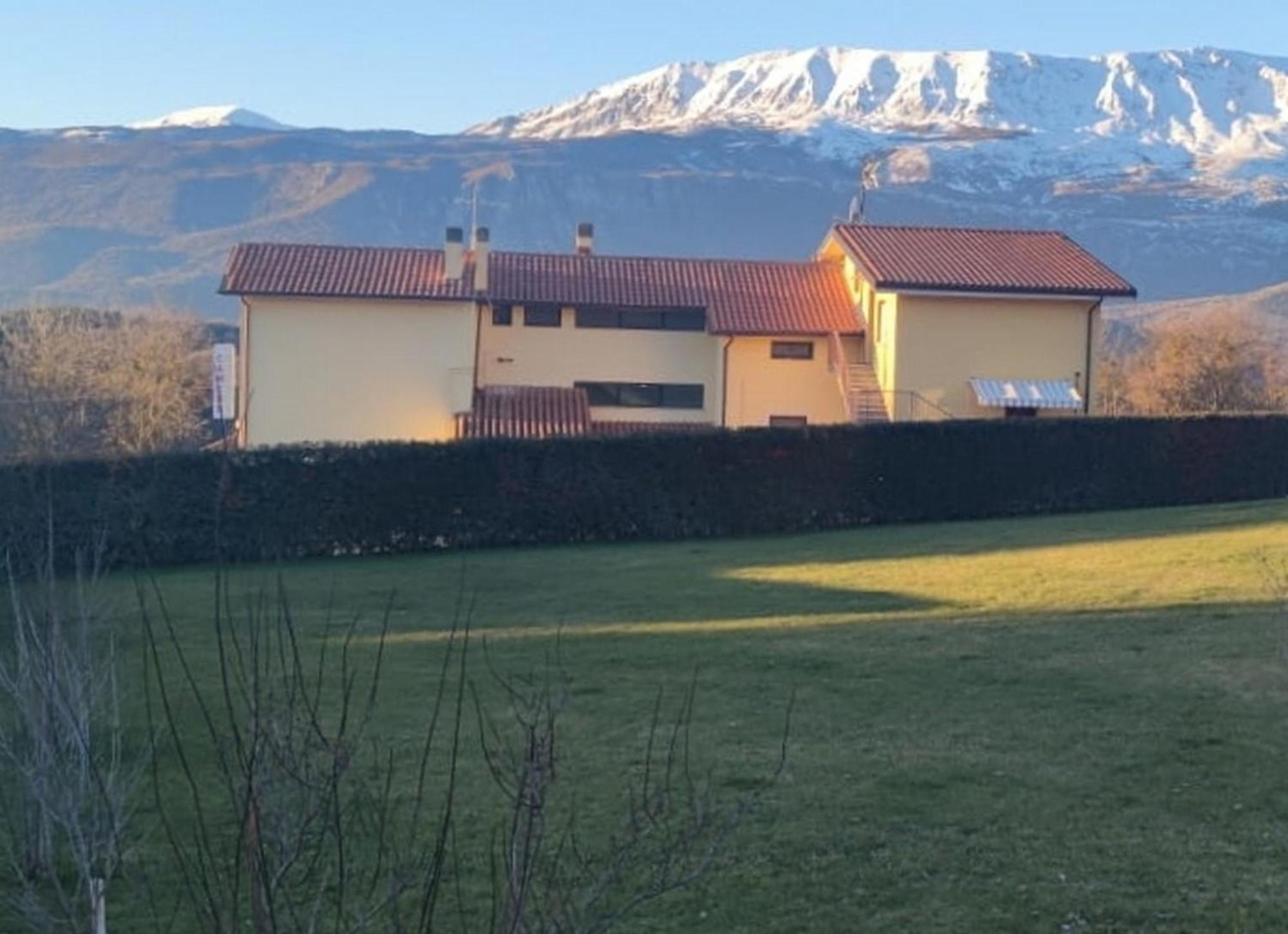 Complesso Turistico Aurora - Camere B&B Poggio Picenze Екстер'єр фото